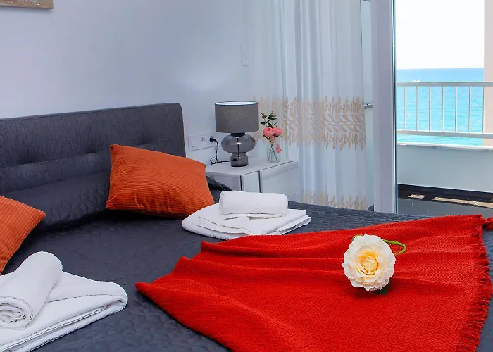 La Reina Apartment *